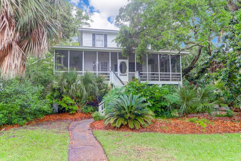 29 W Beachwood, Isle Of Palms, SC 29451