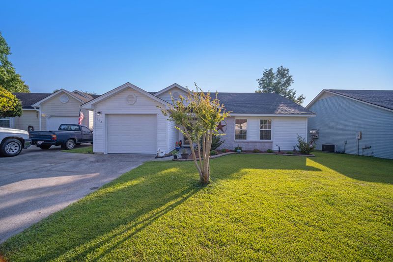 102 Persimmon Cir, Goose Creek, SC 29445