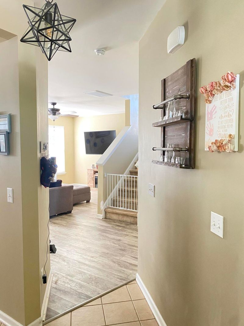 9029 Greenbriar Dr, Summerville, SC 29485
