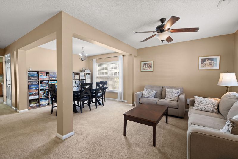 5102 Torrey Ln, Summerville, SC 29485