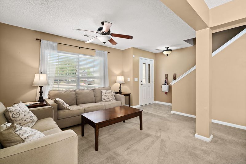 5102 Torrey Ln, Summerville, SC 29485