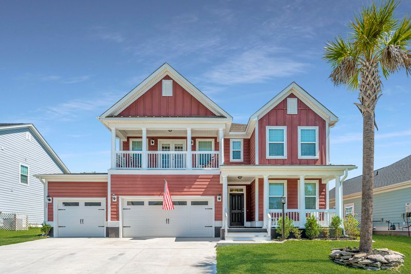 522 Pendleton Dr, Moncks Corner, SC 29461
