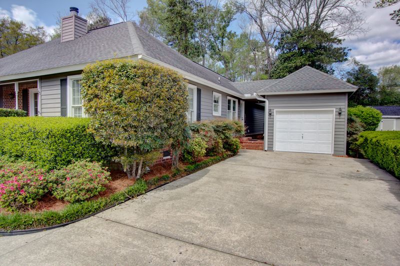 2325 Waring Hall Ln, Charleston, SC 29414