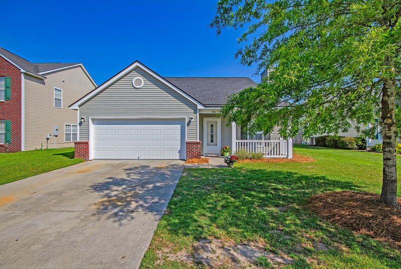 406 Dovetail Cir, Summerville, SC 29483