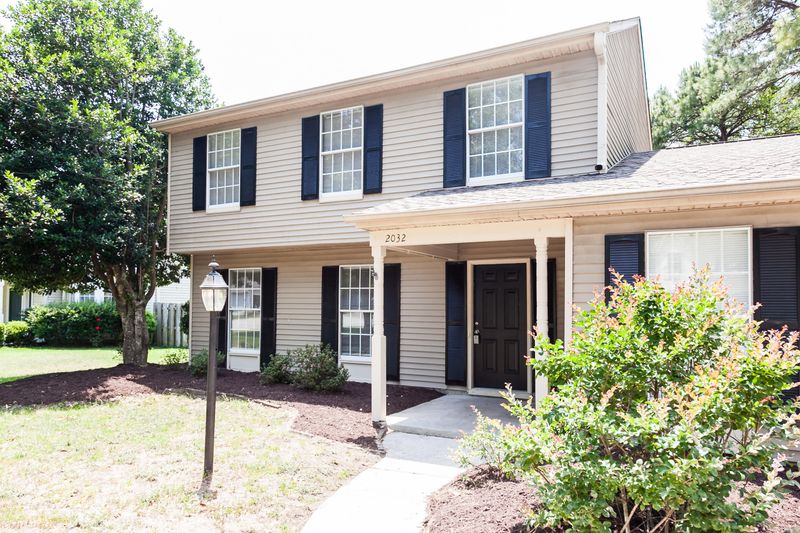 2032 Presidio Dr, Mount Pleasant, SC 29466