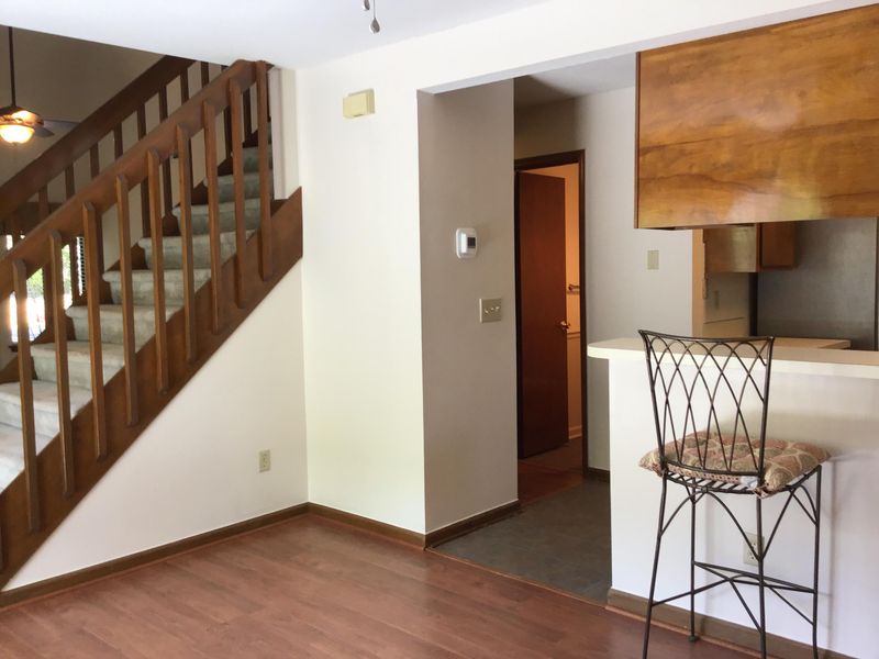 6 Maplecrest Dr, Charleston, SC 29412