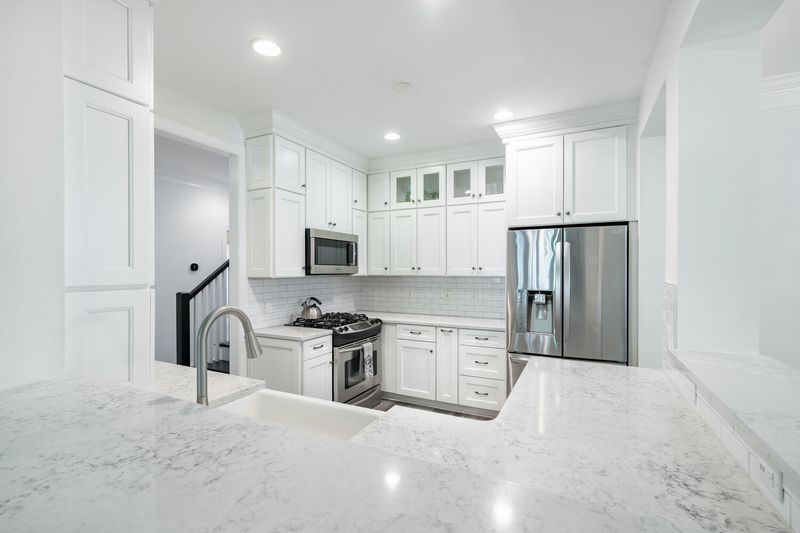 6018 Grand Council St, Charleston, SC 29492
