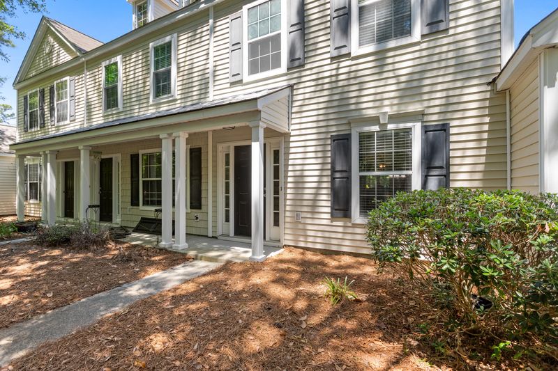 1017 Island View Ct, Charleston, SC 29492