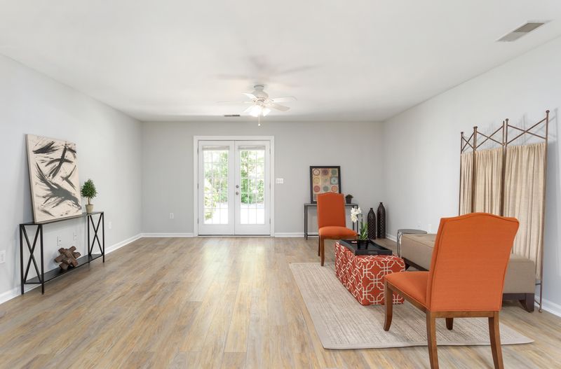 1017 Island View Ct, Charleston, SC 29492