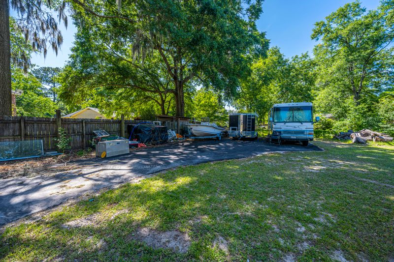 5921 Commonwealth Cir, Hanahan, SC 29410
