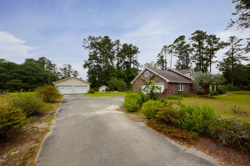 592 Zion Rd, Dorchester, SC 29437