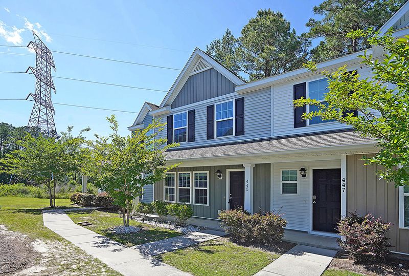 445 Truman Dr, Goose Creek, SC 29445