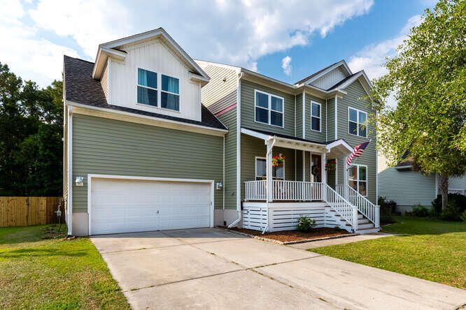 2913 Thornrose Ln, Mount Pleasant, SC 29466