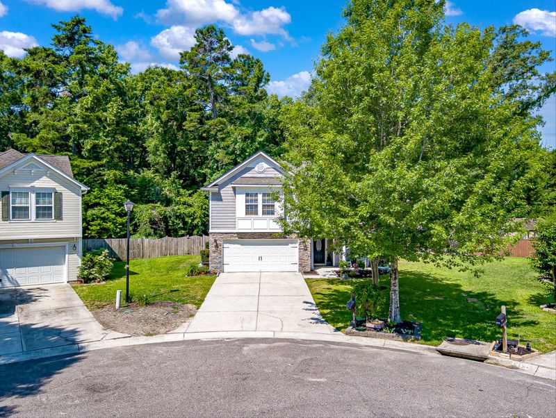 820 Lecture Dr, Ladson, SC 29456