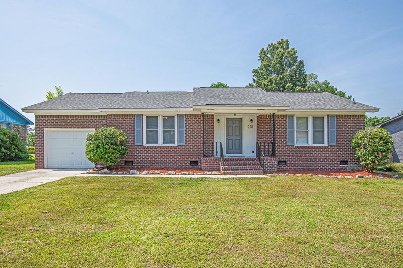 228 Trinity Pl, Ladson, SC 29456