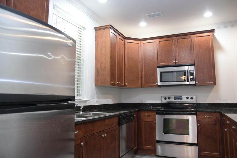 8406 Camp Gregg Ln, North Charleston, SC 29418