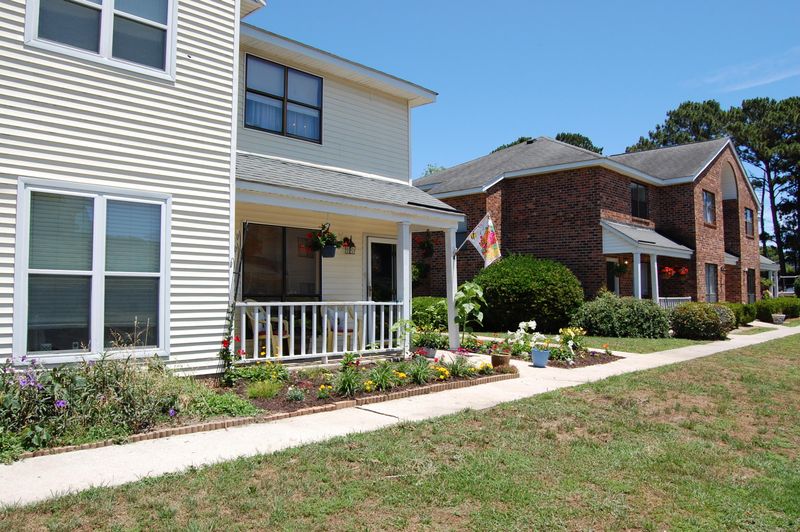 1410 Dove Run Dr #D 24, Charleston, SC 29412