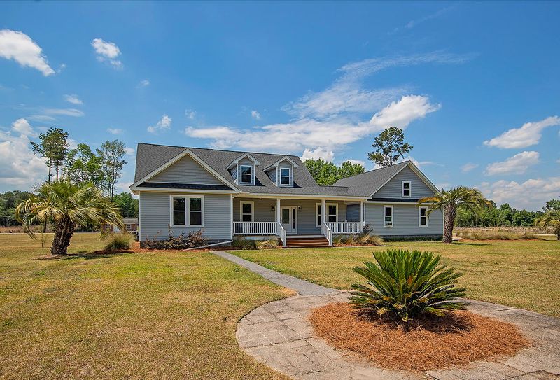 305 Bryant St, Saint George, SC 29477