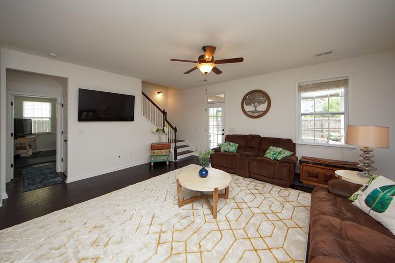 472 Nelliefield Trl, Wando, SC 29492