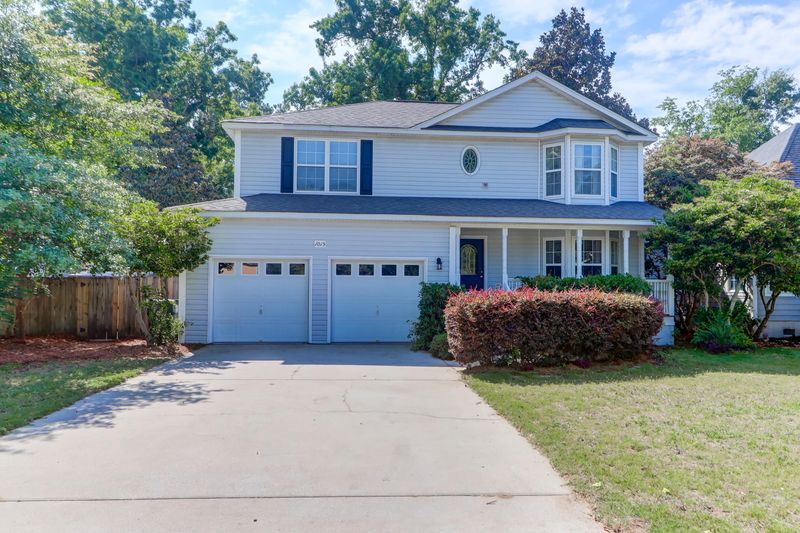 1015 Five Oaks Dr, Charleston, SC 29412