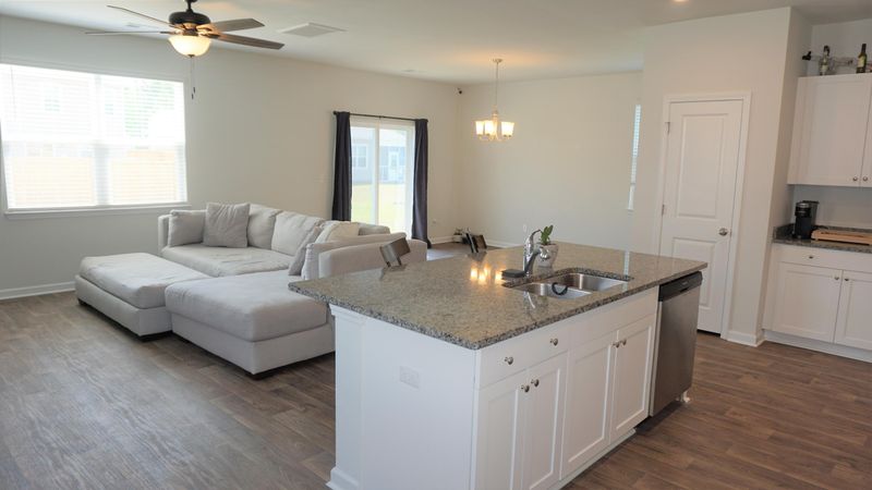 218 Rubles Ln, Moncks Corner, SC 29461