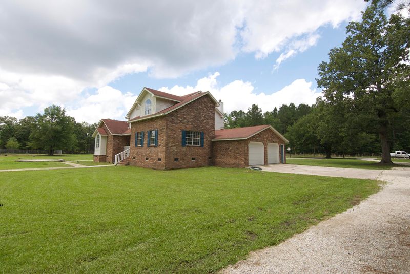 3616 N Highway 17a, Bonneau, SC 29431