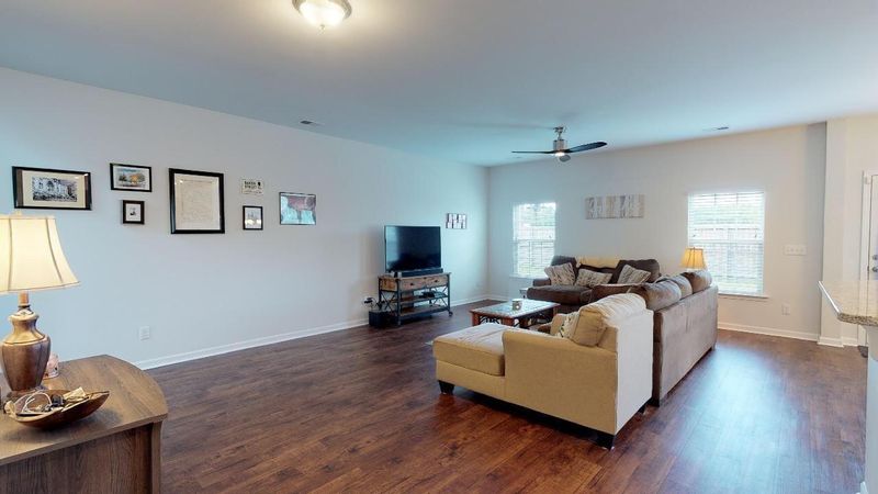 118 Lakestone Rd, Moncks Corner, SC 29461