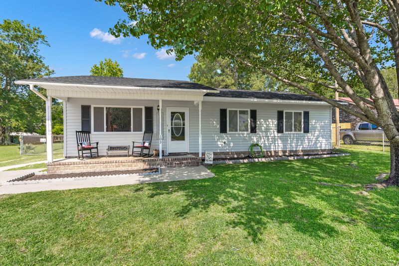 103 O'carroll St, Moncks Corner, SC 29461