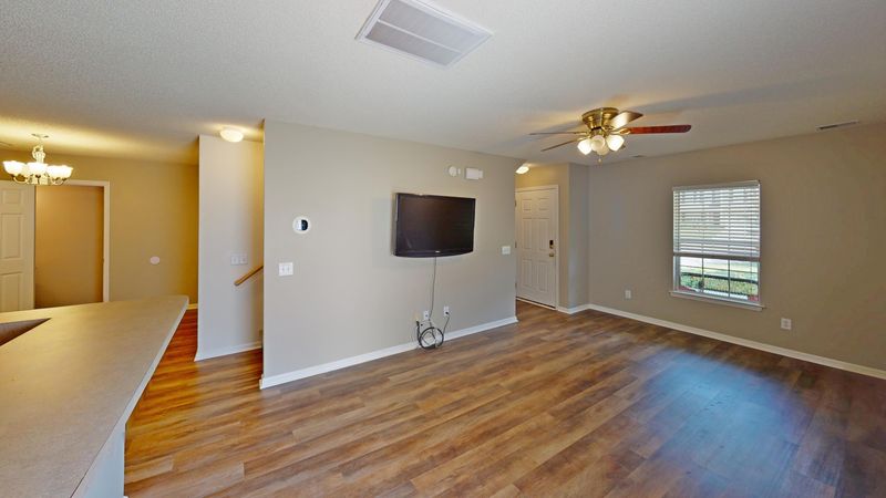 131 Ducane St, Summerville, SC 29483