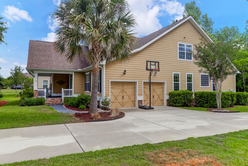 271 Shadowmoss Pw, Charleston, SC 29414