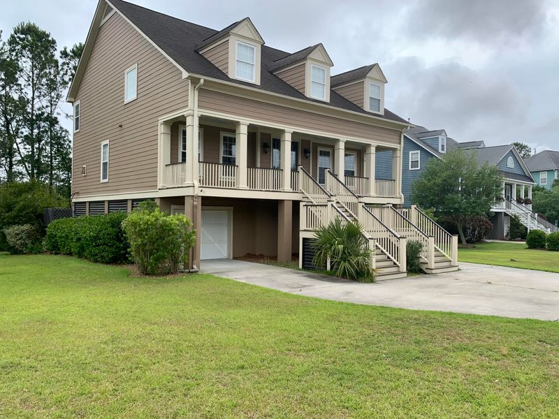 3020 Riverwood Dr, Mount Pleasant, SC 29466