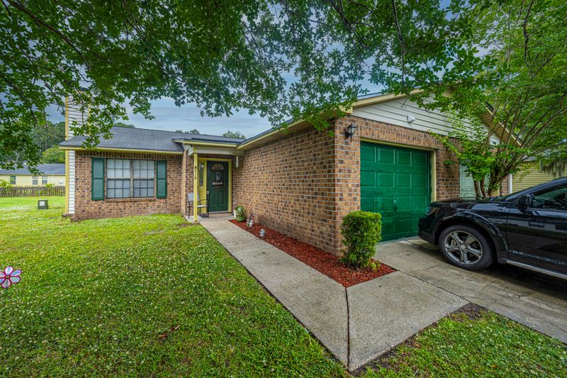 416 Erskine St #A, Ladson, SC 29456