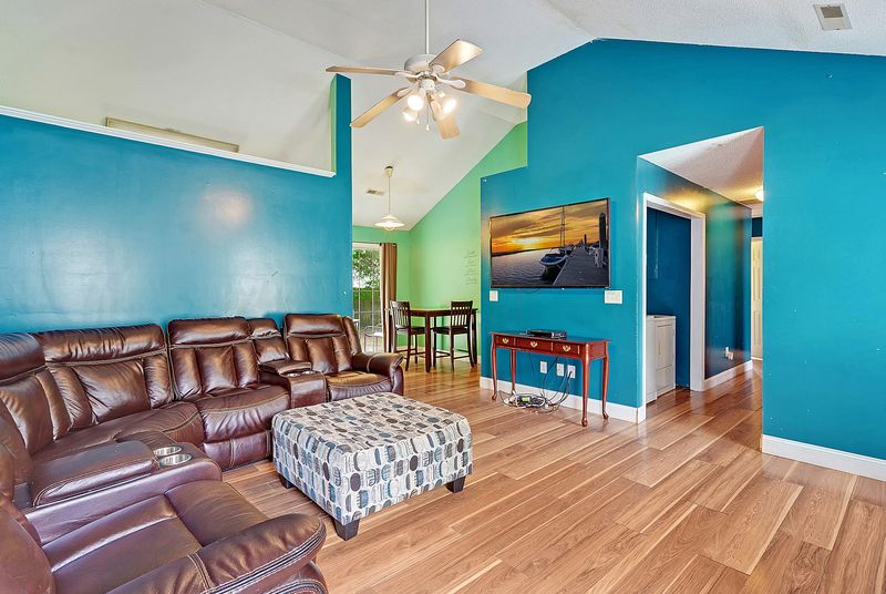 2012 Limpet Ln, Ladson, SC 29456