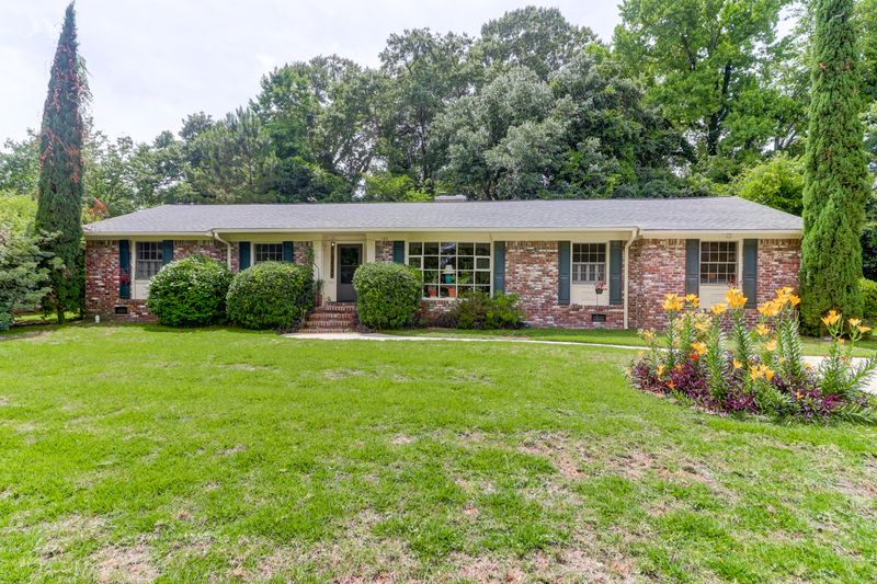 1589 Teague St, Charleston, SC 29407