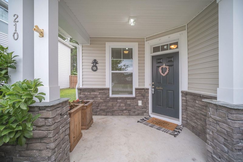 210 Laurel Crest Way, Summerville, SC 29486