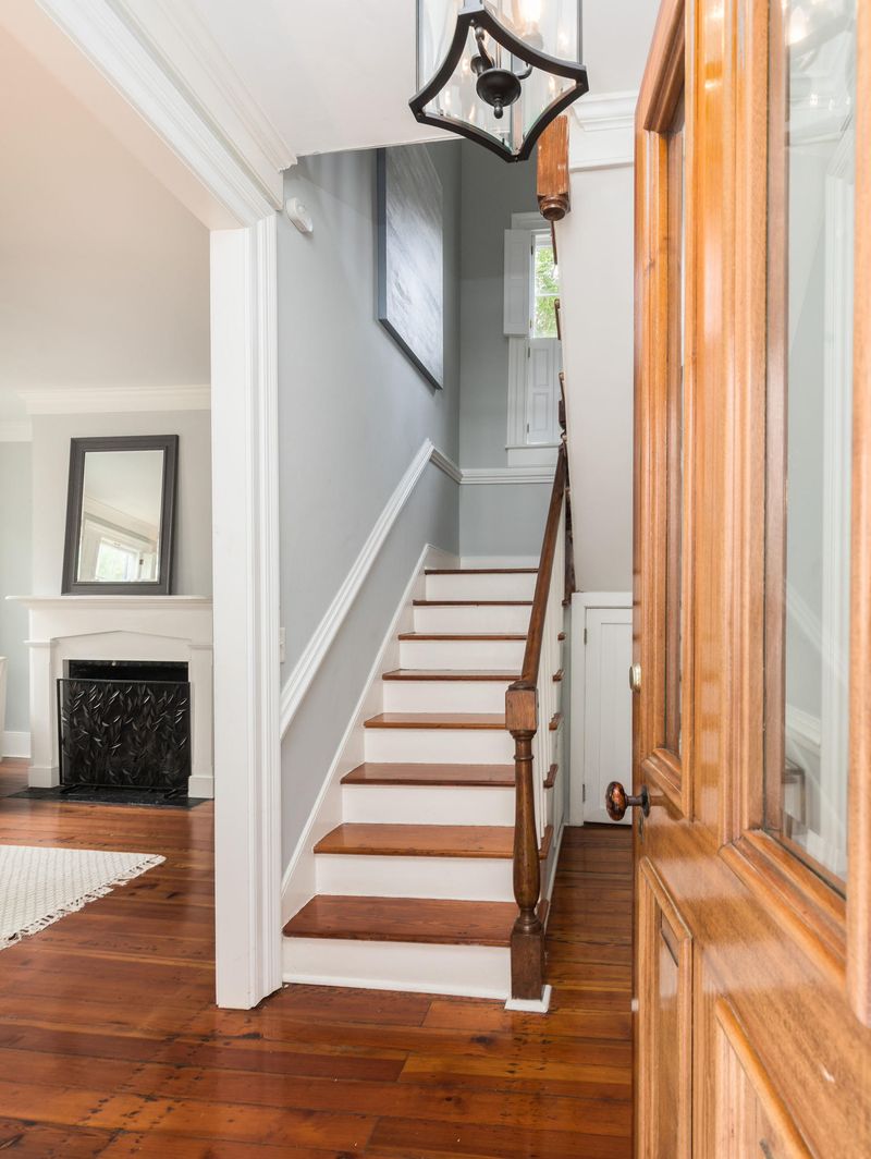 68 Logan St, Charleston, SC 29401