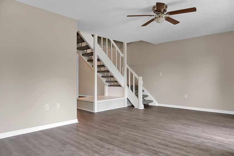 5581 Betty Ct, North Charleston, SC 29418