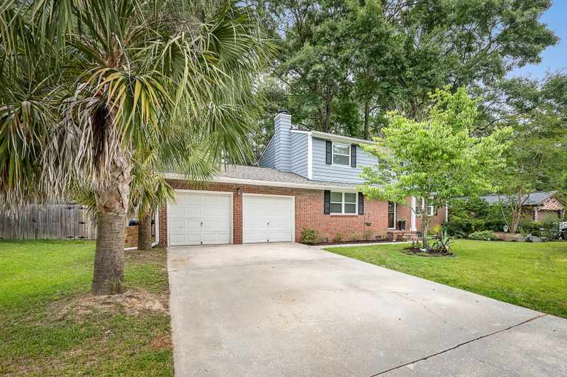 229 Brailsford Rd, Summerville, SC 29485
