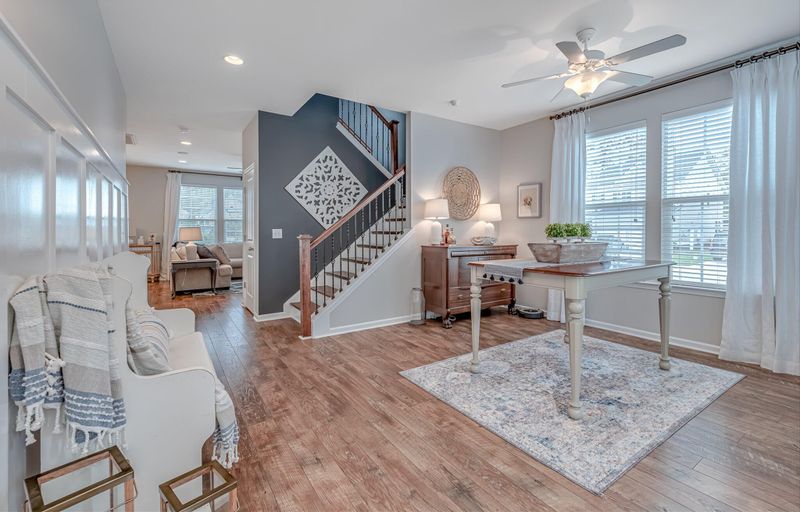 102 Ashley Bluffs Rd, Summerville, SC 29485