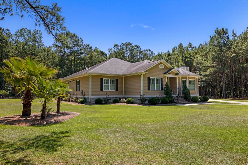 428 School St, Ridgeville, SC 29472