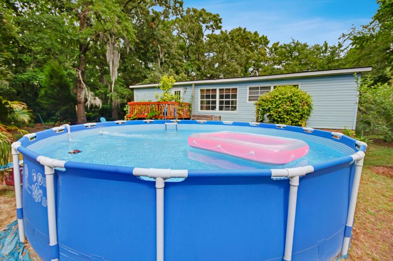 4135 Cobbler Dr, Meggett, SC 29449