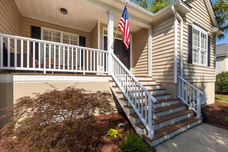 2246 Magnolia Meadows Dr, Mount Pleasant, SC 29464