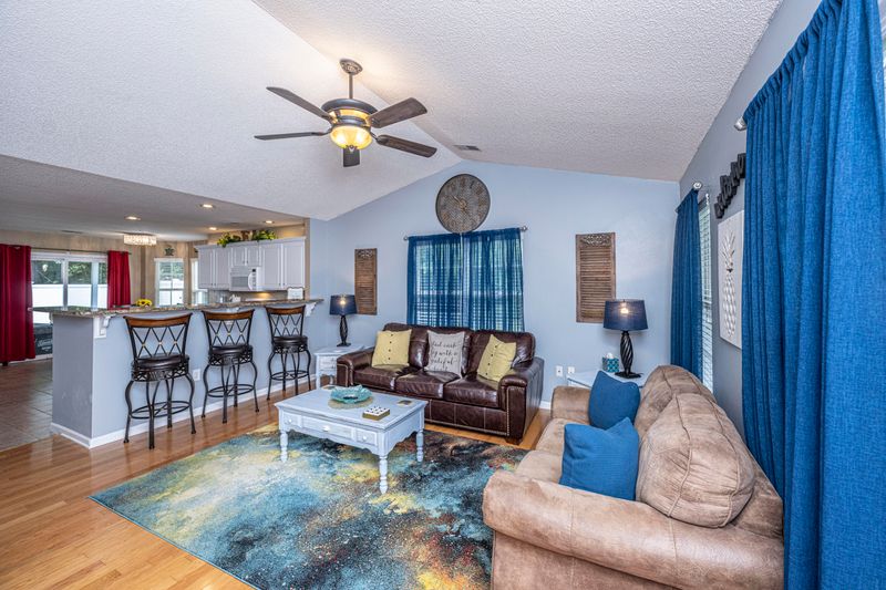 404 Pond Pine Trl, Summerville, SC 29483