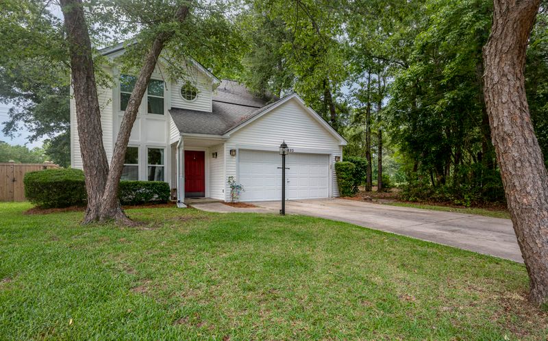2695 Lake Myrtle Dr, Charleston, SC 29414