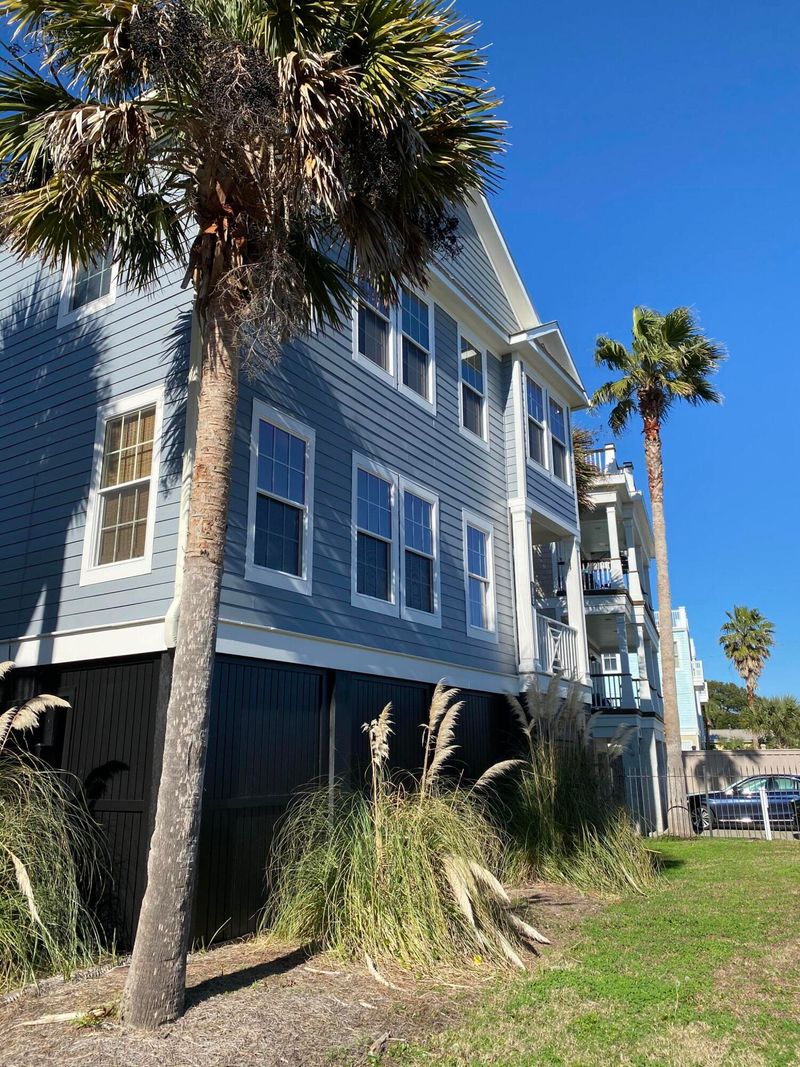 9 Jc Long Blvd, Isle Of Palms, SC 29451