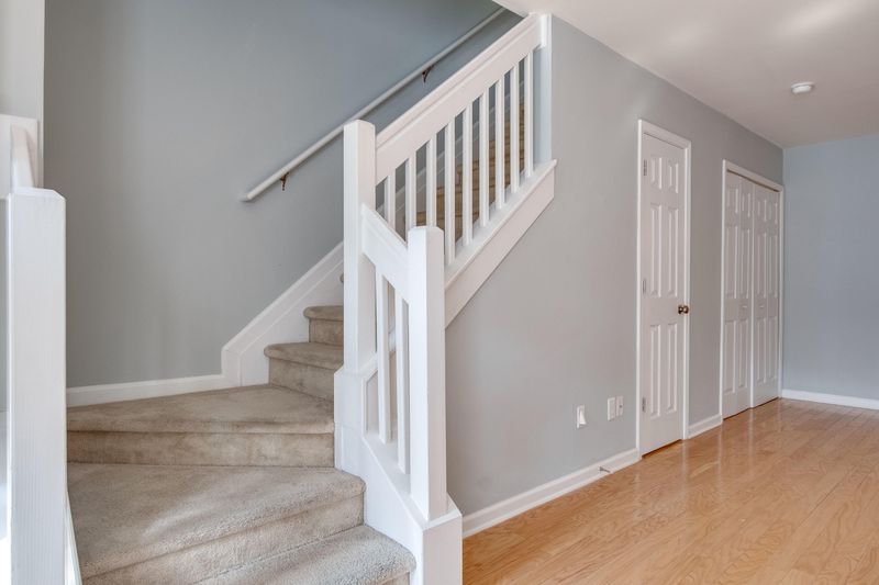 574 Truman Dr, Goose Creek, SC 29445