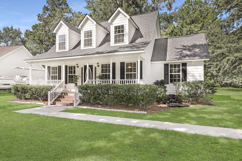 1305 Churchill Rd, Moncks Corner, SC 29461