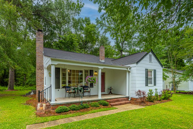 208 Carolina Ave, Moncks Corner, SC 29461
