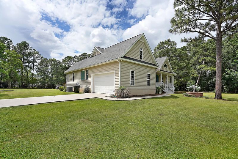 1941 Westside St, Summerville, SC 29486
