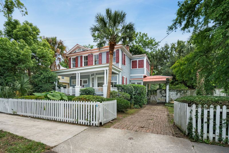 21 Bennett St, Charleston, SC 29401